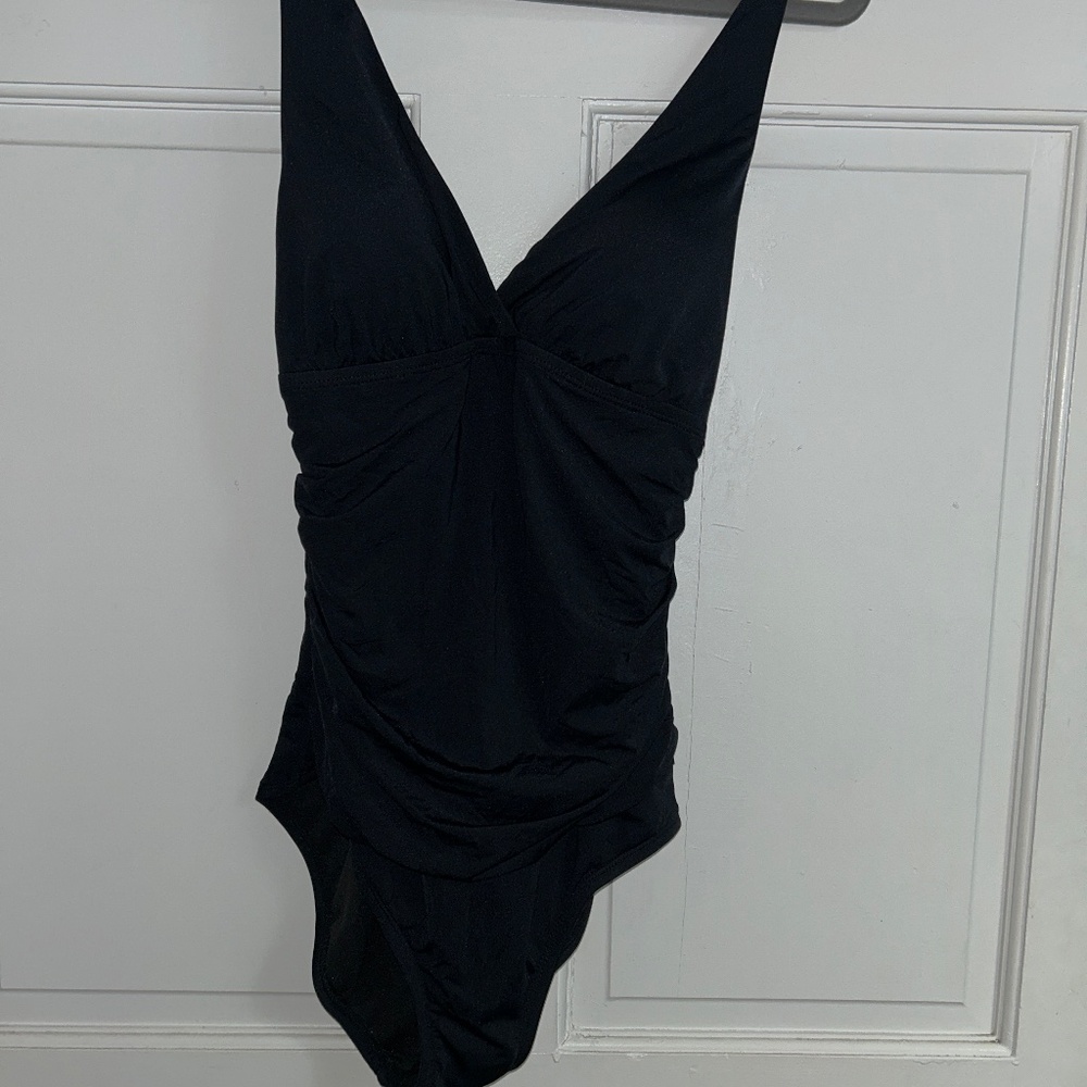 Bathing suit - Picture 2 of 7